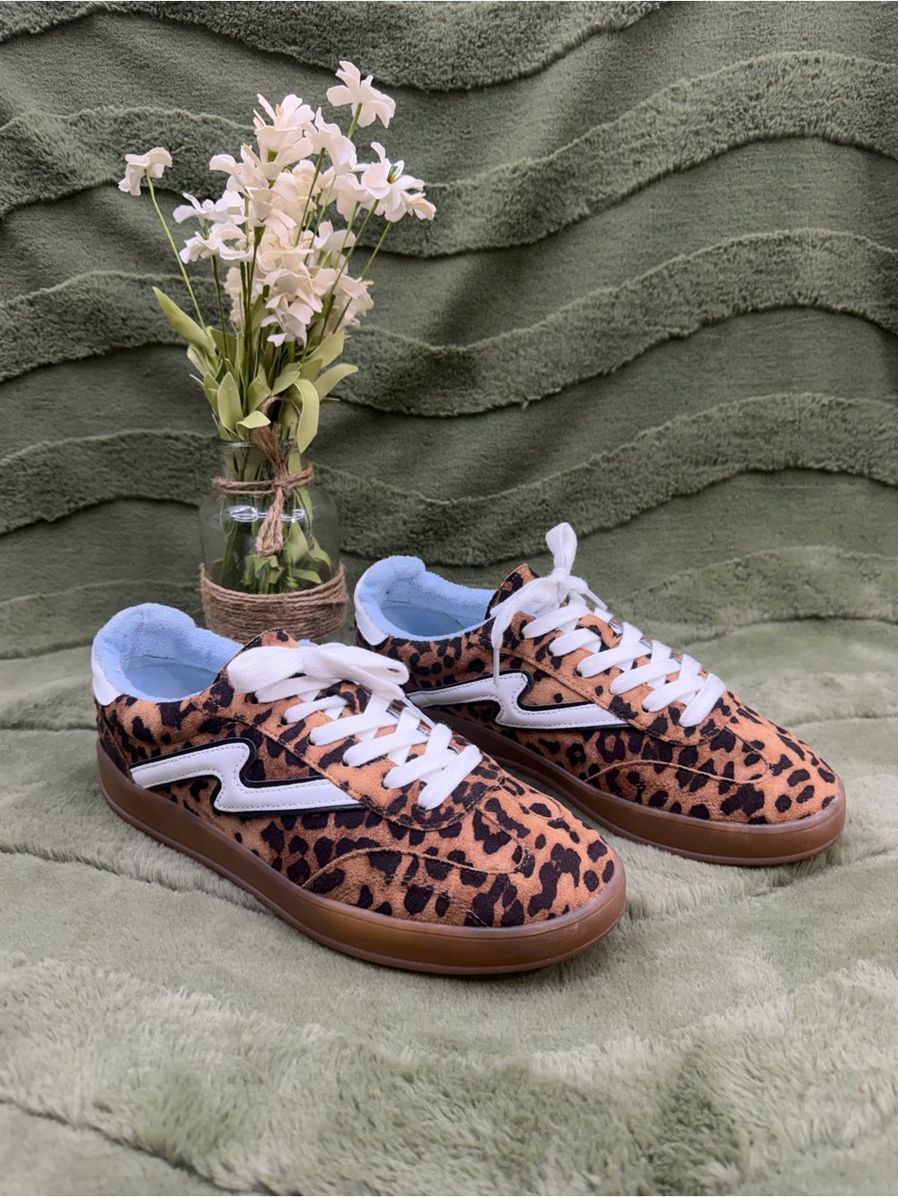 Madden Girl sneakers